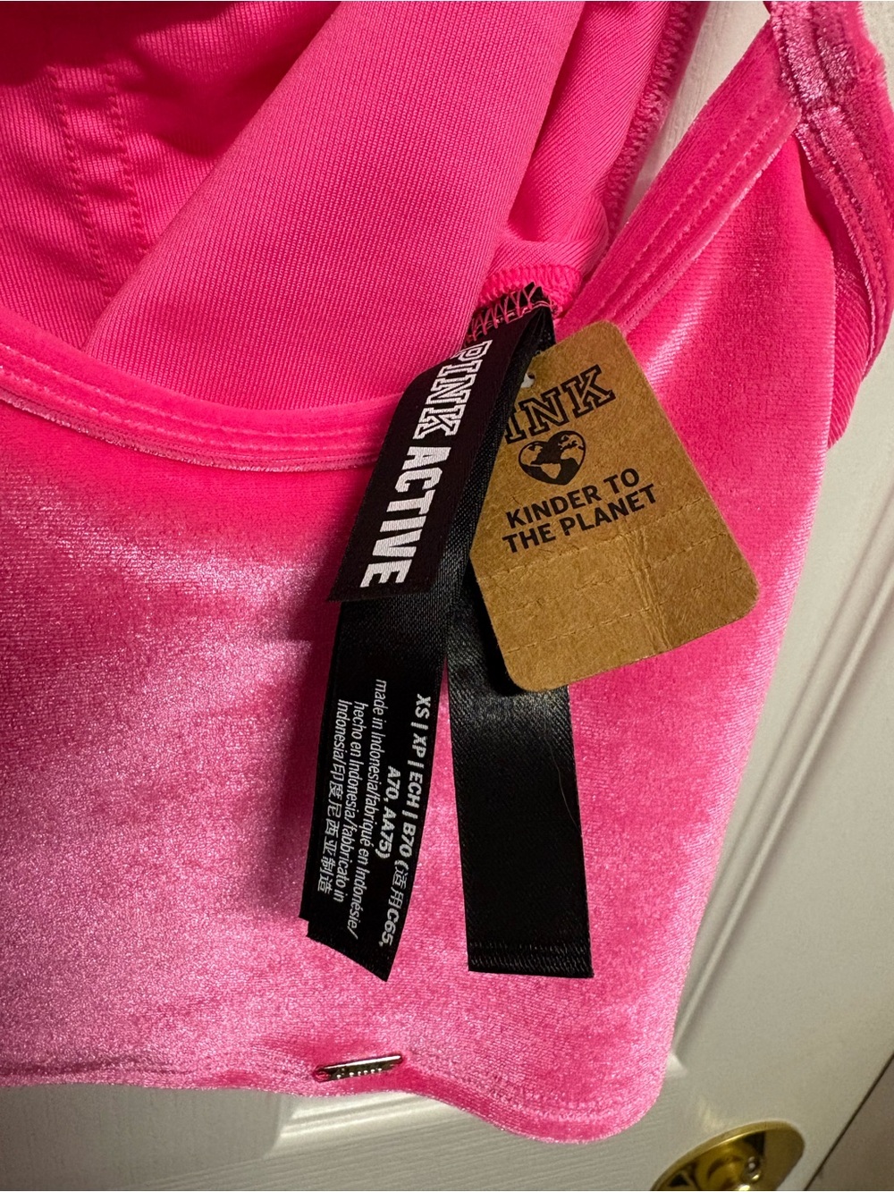 NWT PINK Active Bright Pink Velvet Crop Tank/Sports Bra - Picture 4 of 5